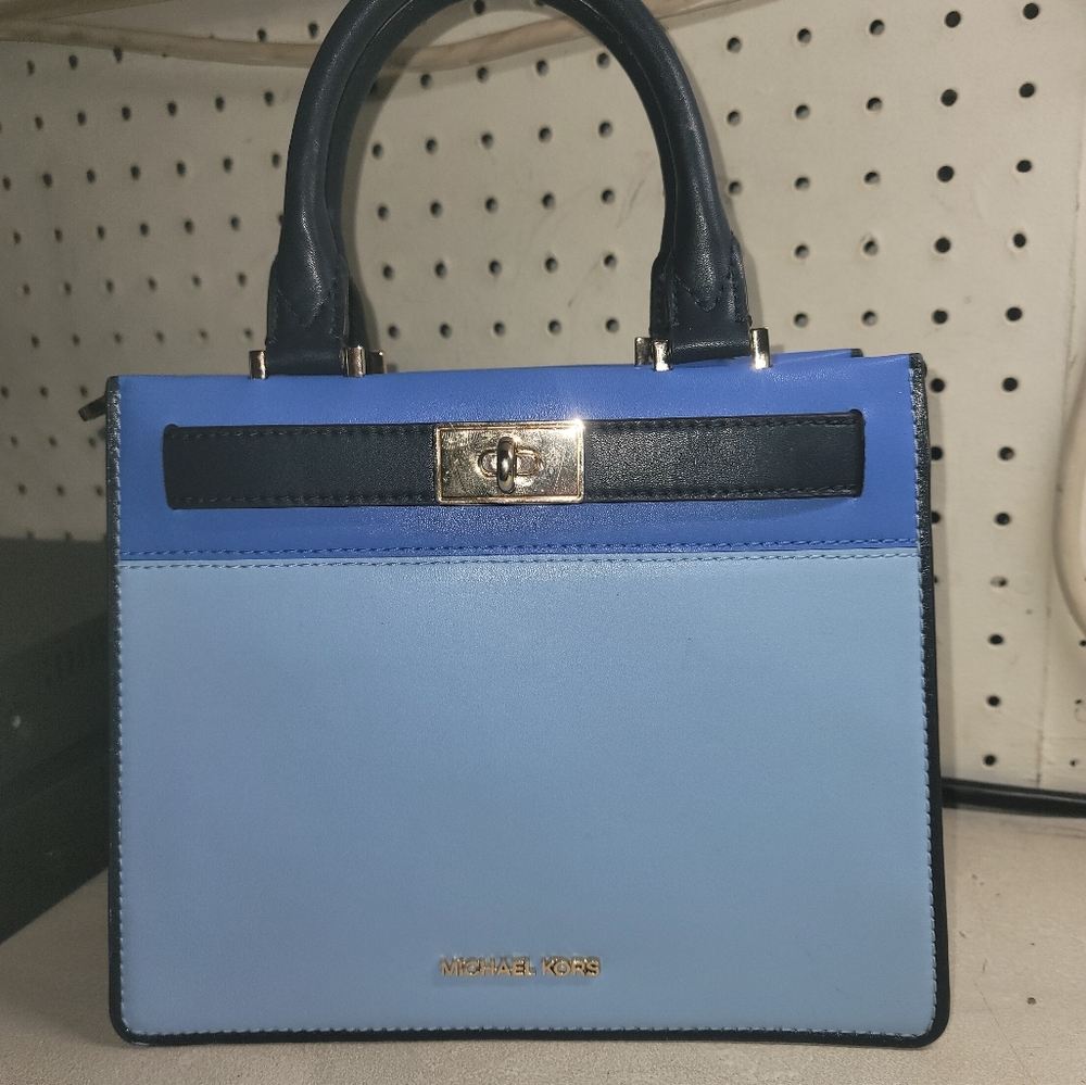 MICHEAL KORS PURSE